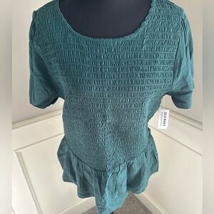 NWT Old Navy Smocked Peplum Short Sleeve Top Size L